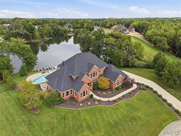 4247 English Oak Lane , Smithton, IL 62285