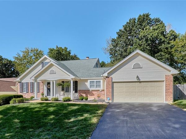 1843 Shadywood Court, Chesterfield, MO 63017