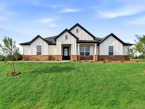 116 Park Hurst Drive , Boyd, TX 76023