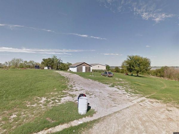 135 County Road 3048, Corsicana, TX 75109
