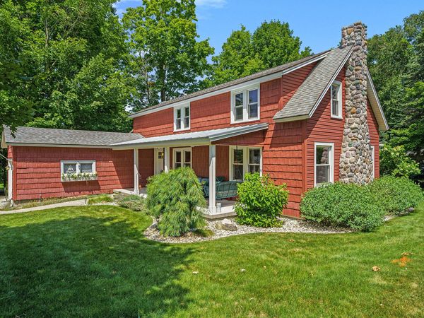 260 S Rush Street, Pentwater, MI 49449