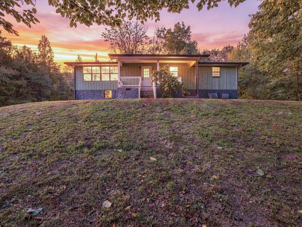 568 Old Hooker Road, Wildwood, GA 30757