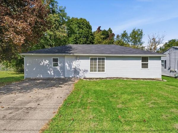 1150 Pat Lane, Mansfield, OH 44906