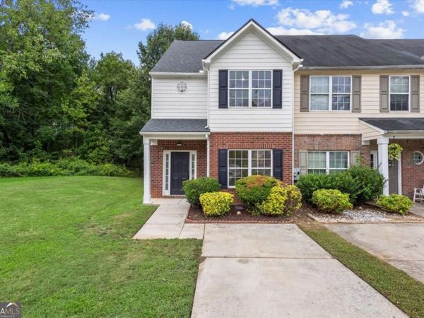 268 Brookview Drive, Riverdale, GA 30274