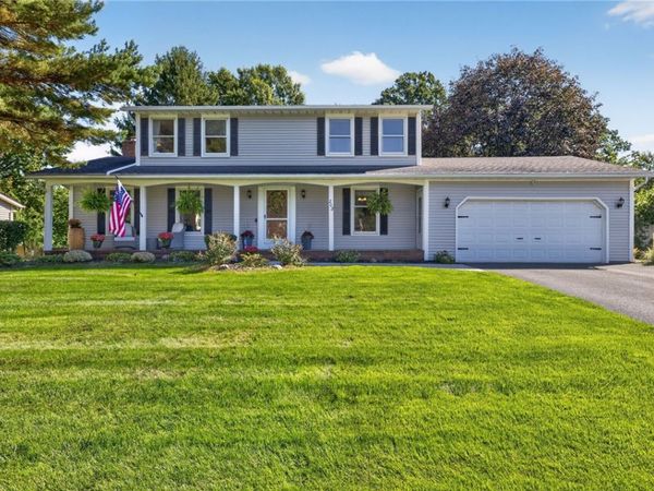202 Vineyard Drive, Rochester, NY 14616