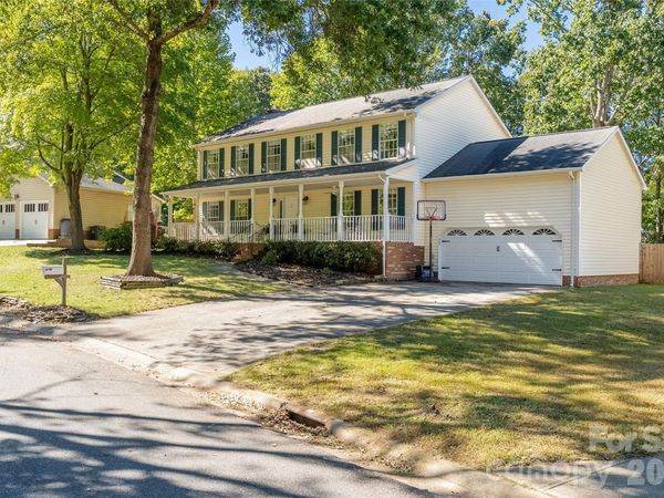 2620 Willowdale Lane, Matthews, NC 28105