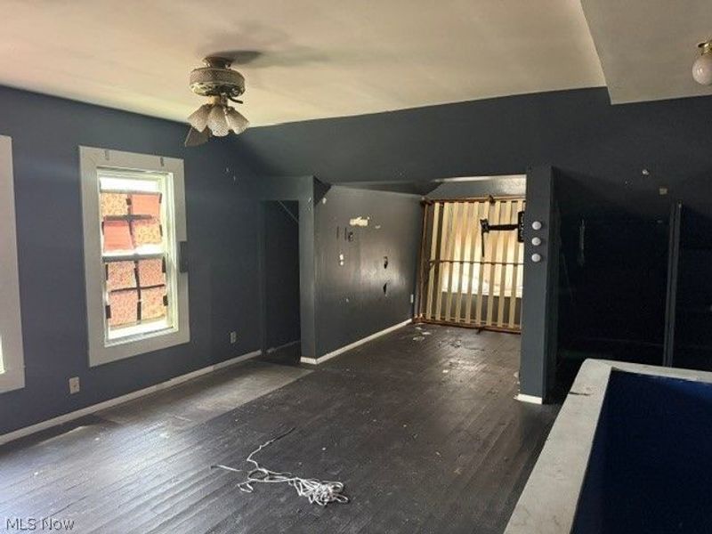 4019 Memphis Avenue, Cleveland, OH 44109 Photo 9