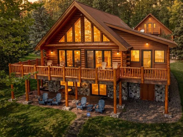 4395 Pine Point Drive NW, Walker, MN 56484