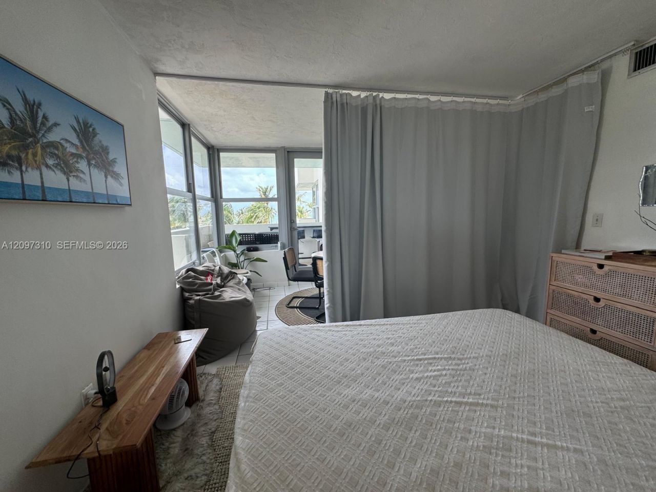2899 Collins Ave, Unit 425, Miami Beach, FL 33140 Photo