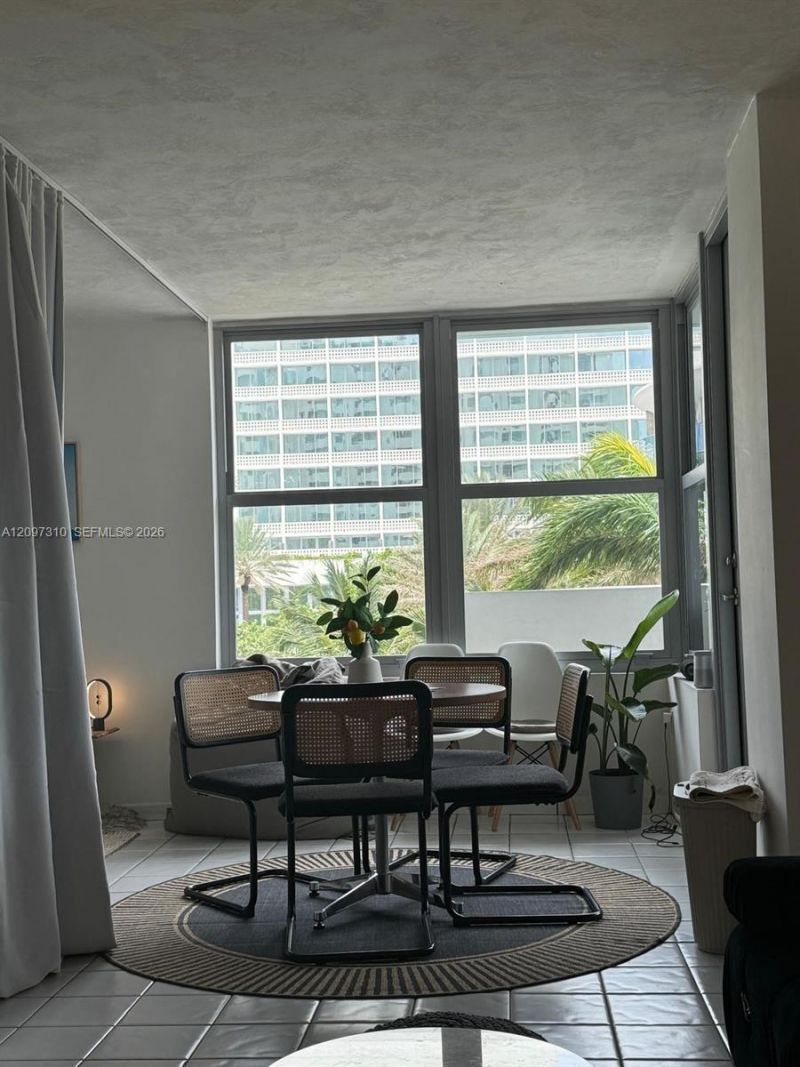 2899 Collins Ave, Unit 425, Miami Beach, FL 33140 Photo