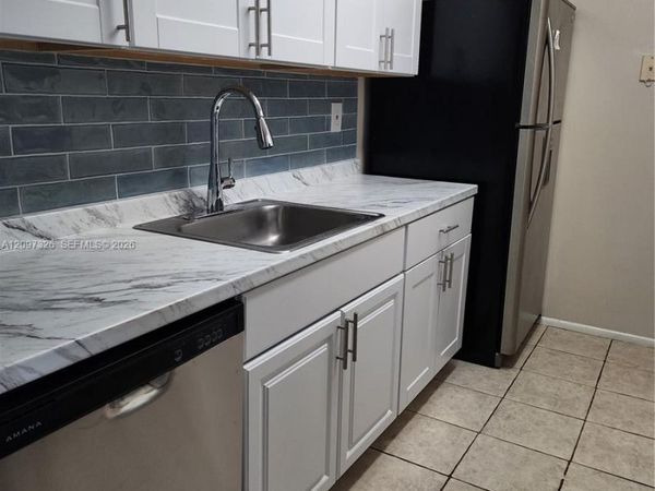1201 Lake Victoria Dr , Unit F, West Palm Beach, FL 33411