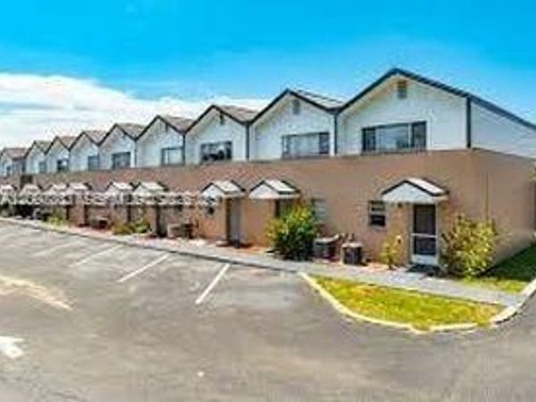 1719 DIXON BLVD , Unit 89, Cocoa, FL 32922