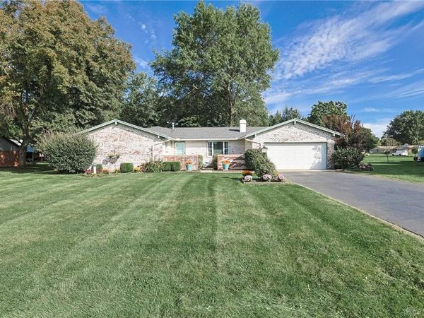 885 Michaels Road, Tipp City, OH 45371