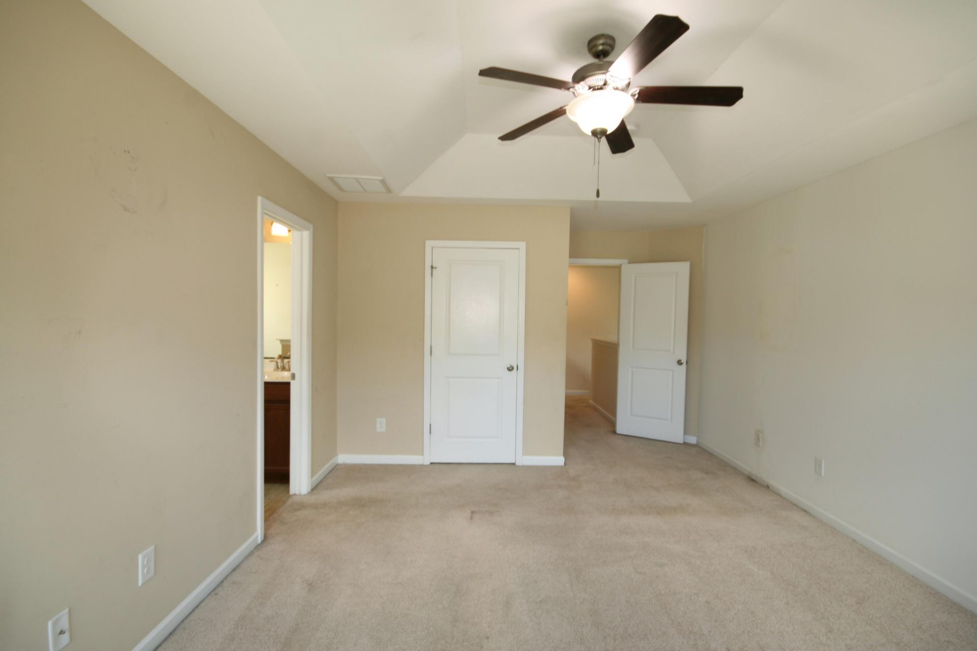 402 Rockville Road Photo 15