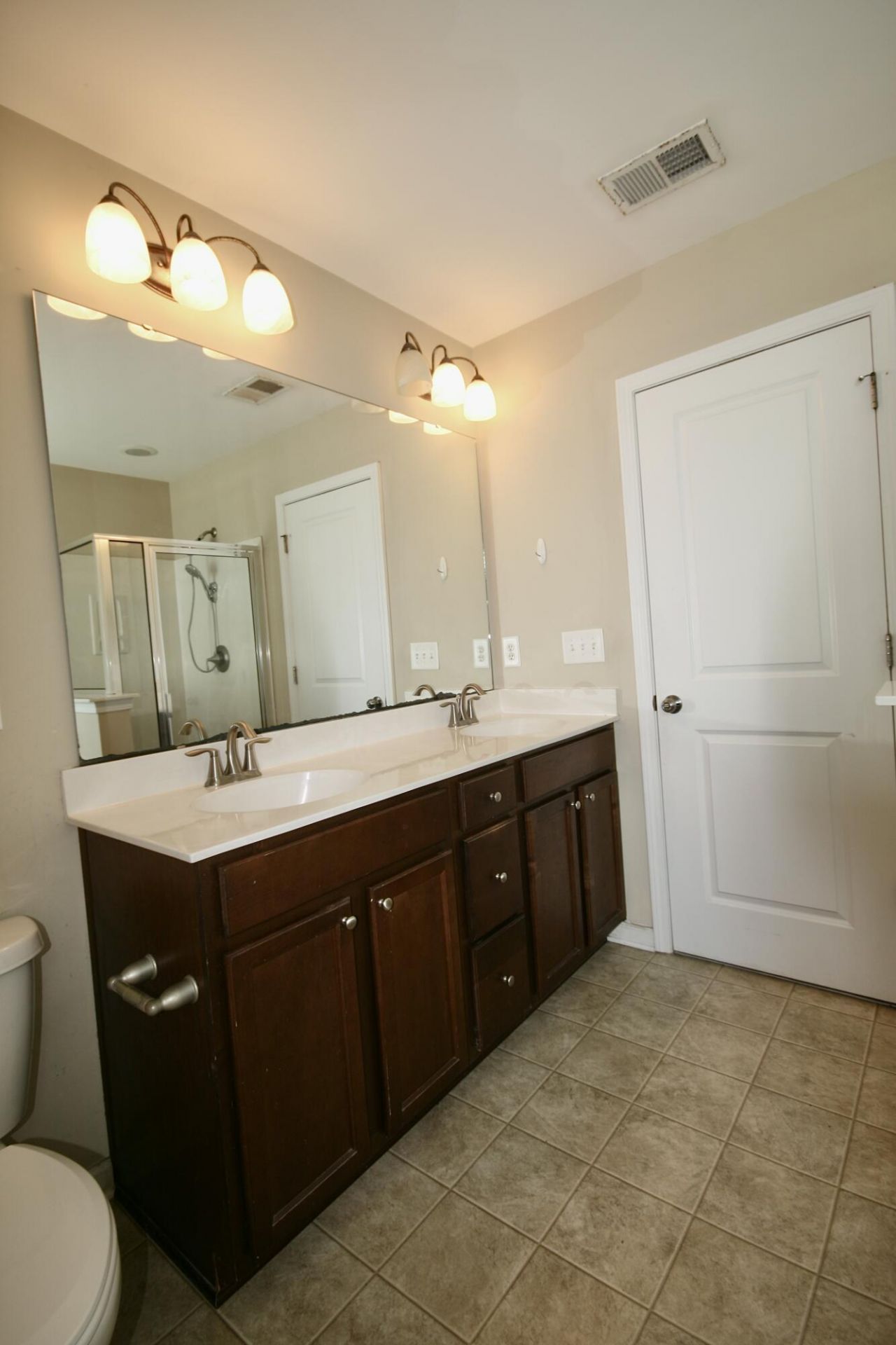 402 Rockville Road Photo 16
