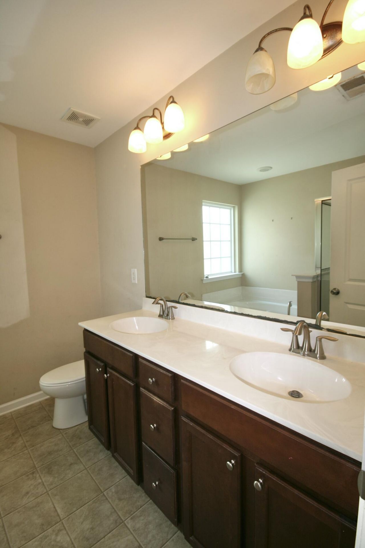 402 Rockville Road Photo 18