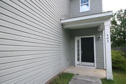 402 Rockville Road photo 4