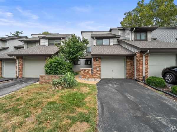 11583 Tawny Ash Court, St Louis, MO 63146