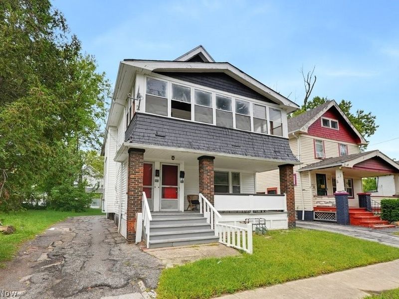 882 E 131st Street, Cleveland, OH 44108 Photo 2