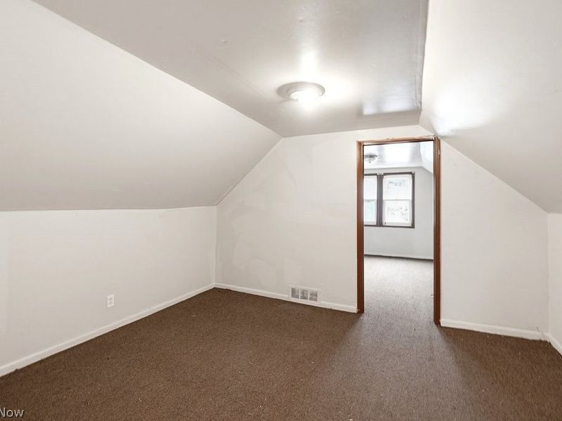 882 E 131st Street, Cleveland, OH 44108 Photo 26
