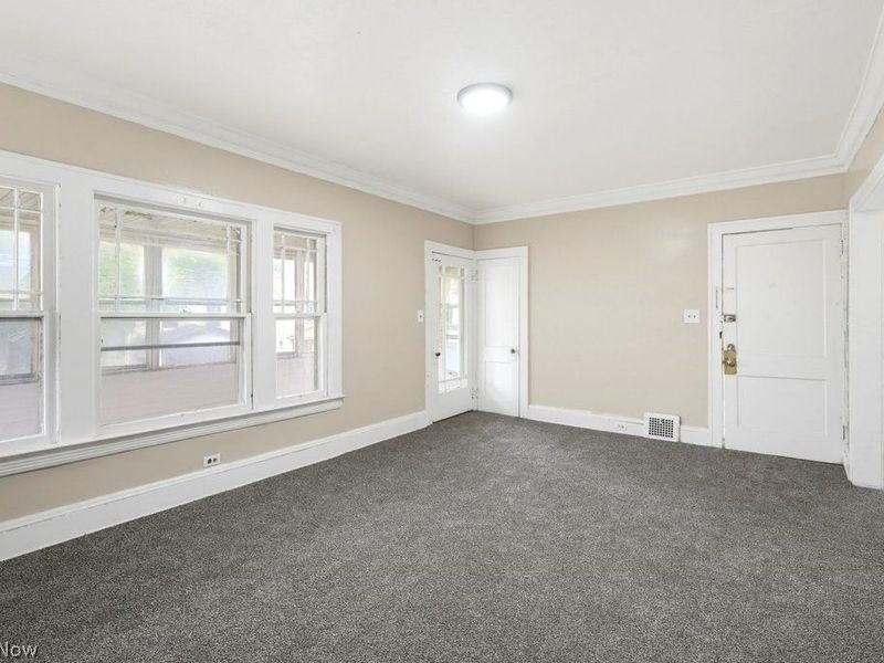 882 E 131st Street, Cleveland, OH 44108 Photo 9