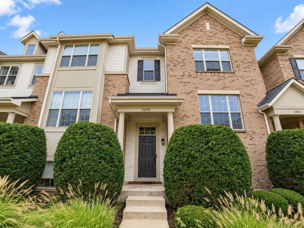 2009 Saipan Drive , Glenview, IL 60026