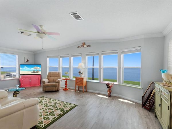 34 BAYVIEW DRIVE, BRADENTON, FL 34210