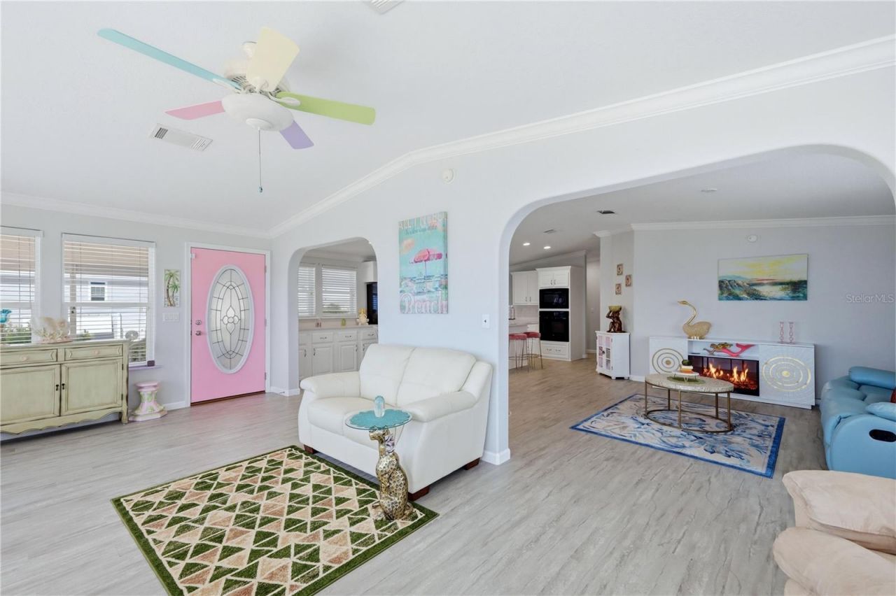 34 Bayview Drive, Bradenton, FL 34210 Photo