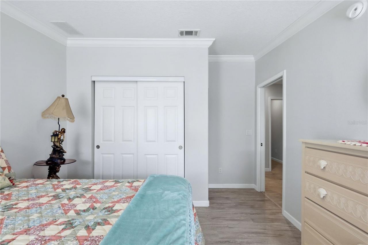 34 Bayview Drive, Bradenton, FL 34210 Photo