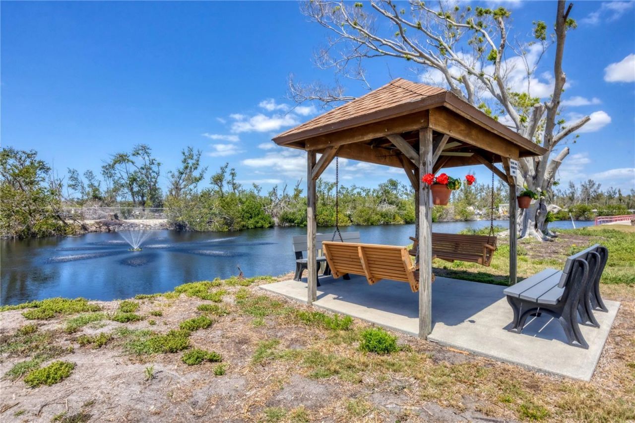 34 Bayview Drive, Bradenton, FL 34210 Photo