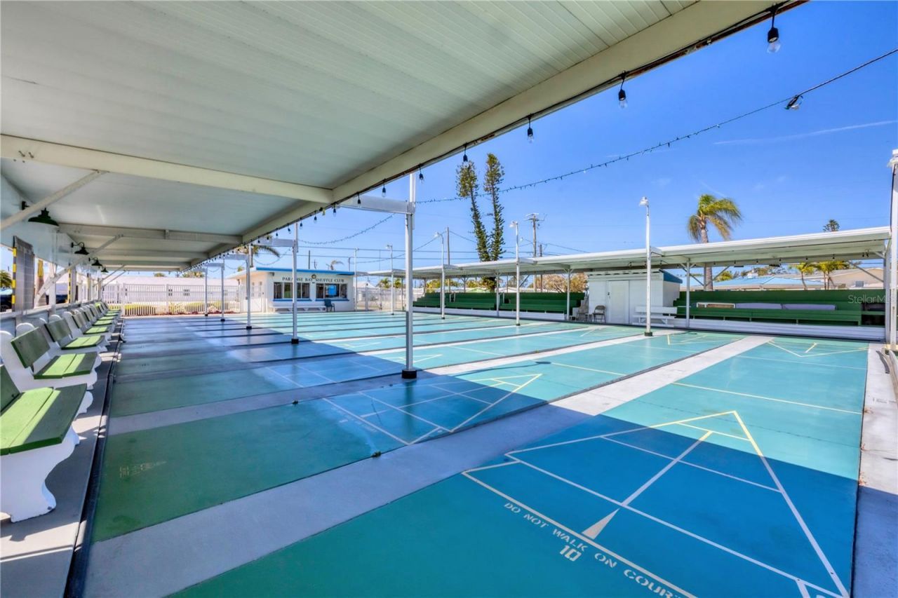 34 Bayview Drive, Bradenton, FL 34210 Photo