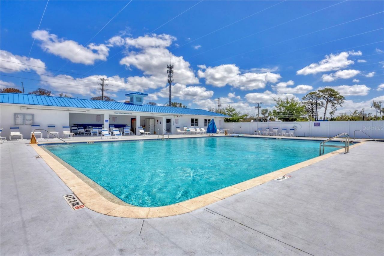 34 Bayview Drive, Bradenton, FL 34210 Photo
