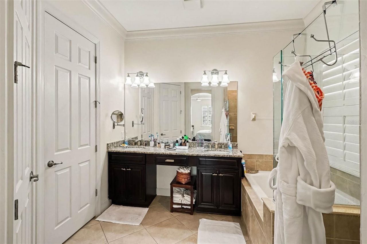 10534 Yorkstone Drive, Bonita Springs, FL 34135 Photo