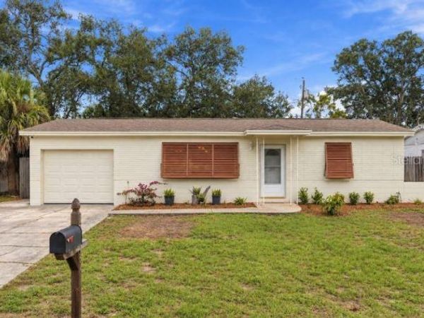 10473 CIRIMOYA LANE , SEMINOLE, FL 33772