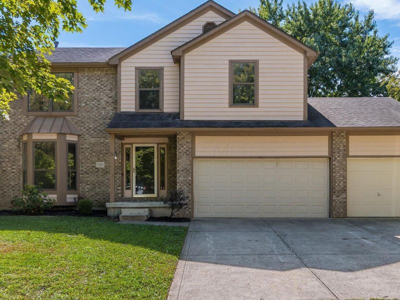 7565 Creekbend Drive, Pickerington, OH 43147 Photo 1