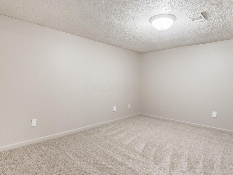7565 Creekbend Drive, Pickerington, OH 43147 Photo 40