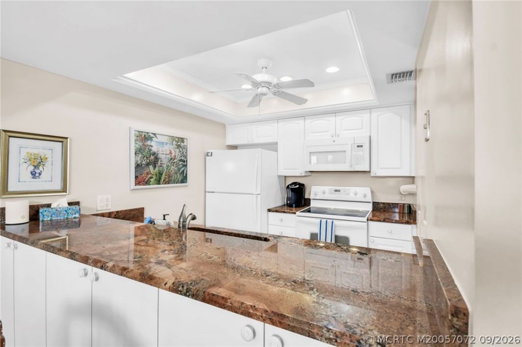 5574 NE Gulfstream Way , Stuart, FL 34996 Photo