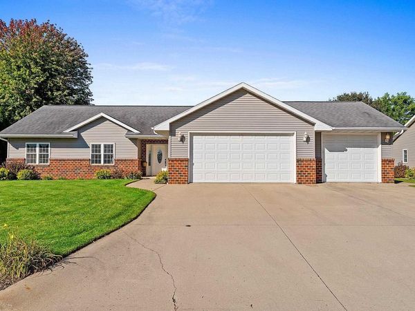 231 WINCHESTER DRIVE, Seymour, WI 54165