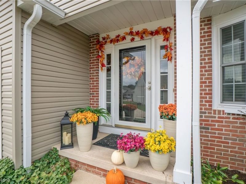 6788 Palmer Drive NW, Canton, OH 44718 Photo 3