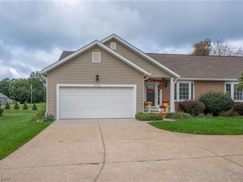 6788 Palmer Drive NW, Canton, OH 44718 Photo 32