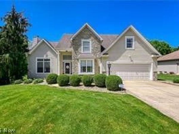 2942 Robert Gary Court , Medina, OH 44256