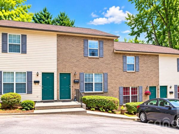 1107 3rd Avenue SW, Hickory, NC 28602