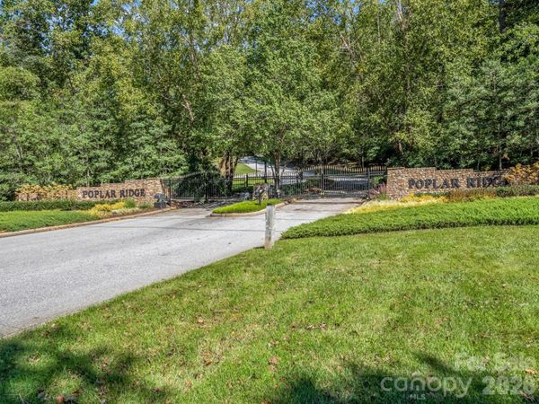 504 Barrington Drive , Asheville, NC 28803
