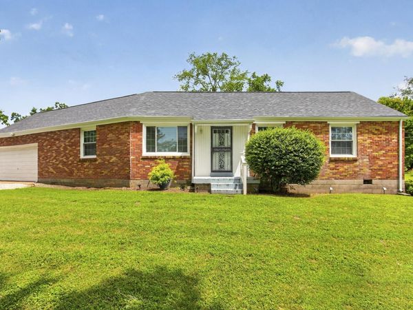 409 Woodberry Dr , Nashville, TN 37214