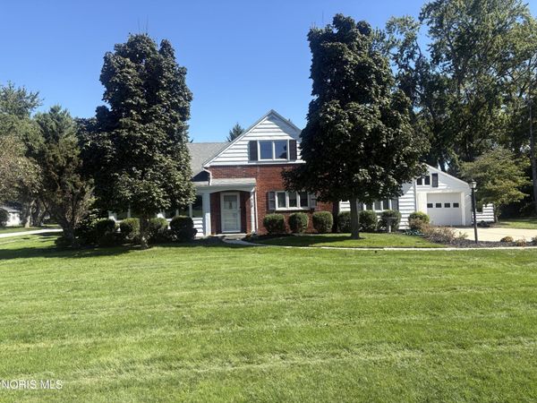 710 Fairview Avenue , Bowling Green, OH 43402