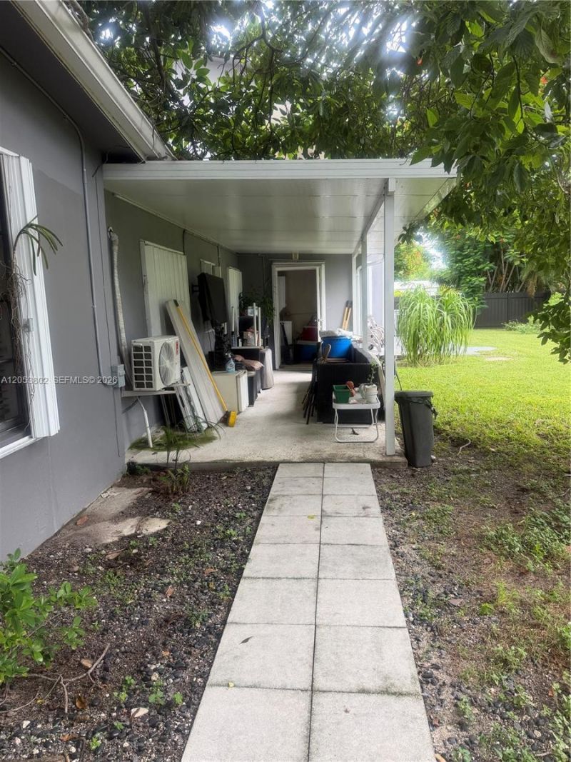 440-442 SW 81st Ave, Miami, FL 33144 Photo