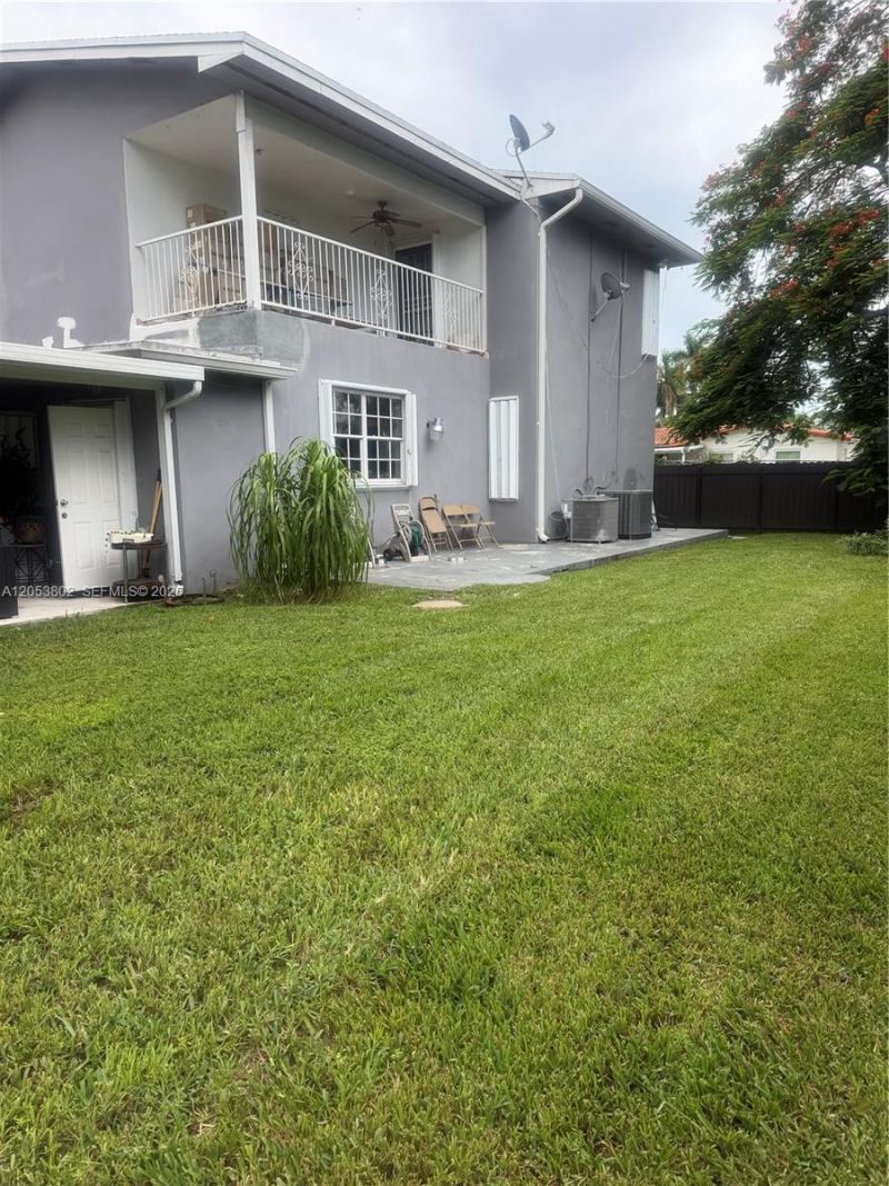 440-442 SW 81st Ave, Miami, FL 33144 Photo