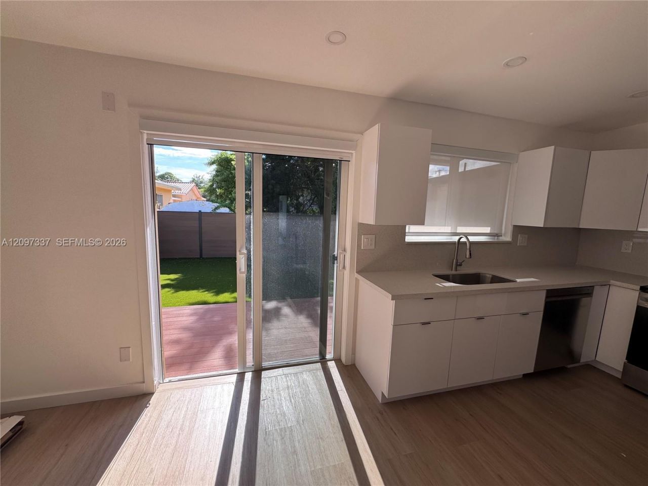 350 SW 17th Rd, Unit 350, Miami, FL 33129 Photo