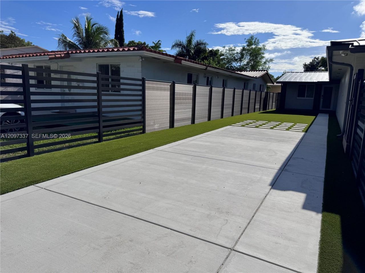 350 SW 17th Rd, Unit 350, Miami, FL 33129 Photo
