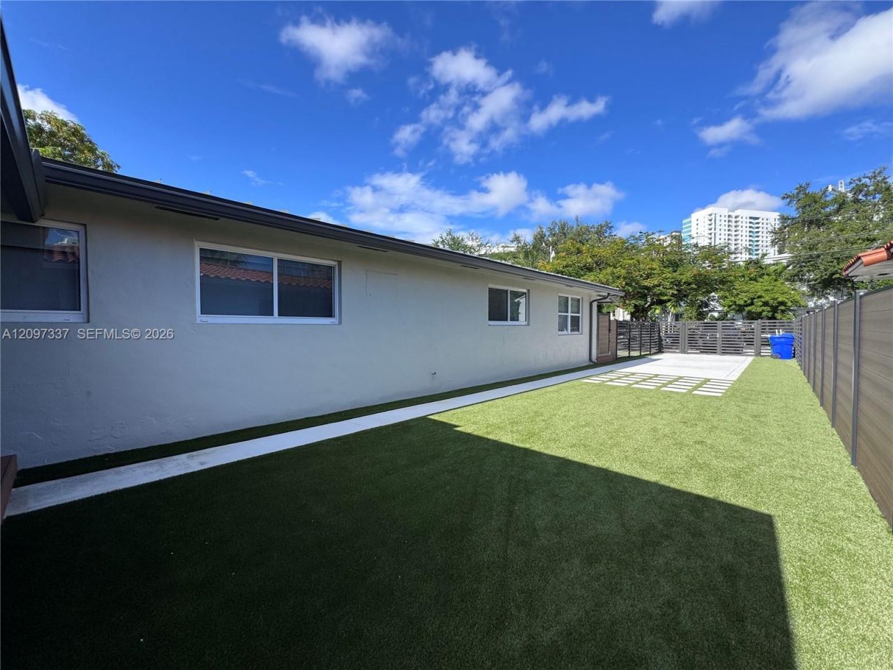 350 SW 17th Rd, Unit 350, Miami, FL 33129 Photo